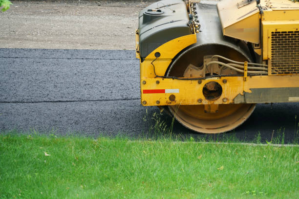Best Commercial Driveway Pavers  in Hughestown, PA